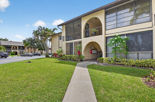 2 of 29 - 335 Pine Ridge Circle #a-2, Greenacres, FL