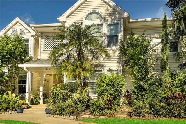 1 of 35 - 1920 Westminster Circle #6, Vero Beach, FL