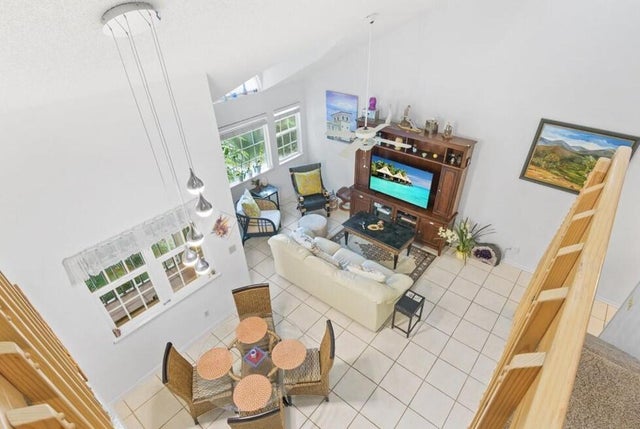 5 of 35 - 1920 Westminster Circle #6, Vero Beach, FL