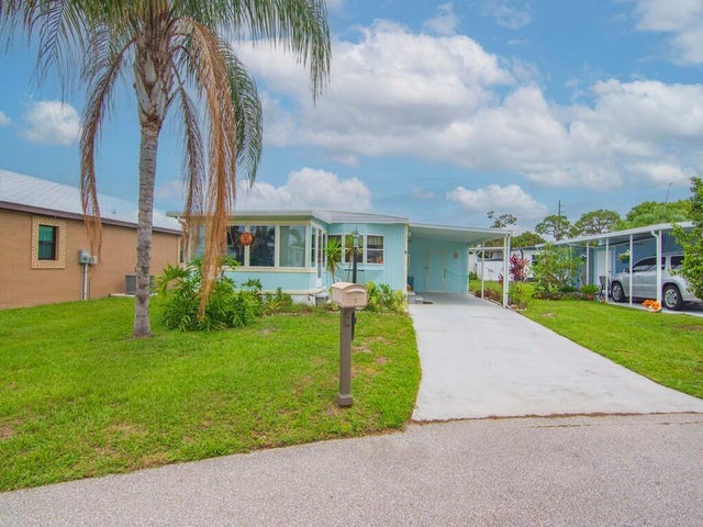 2 of 31 - 8 Brisa Lane, Port Saint Lucie, FL