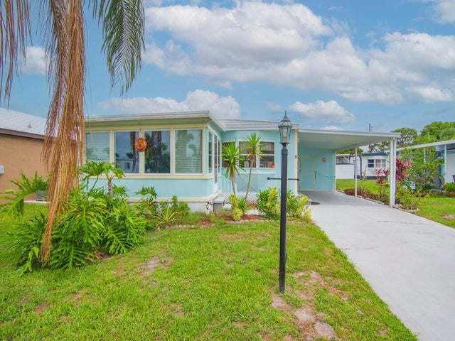 4 of 31 - 8 Brisa Lane, Port Saint Lucie, FL
