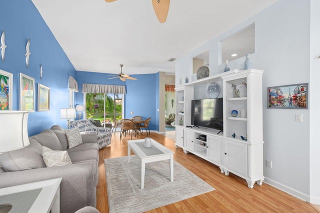 4 of 35 - 734 Sw Aruba Bay, Port Saint Lucie, FL