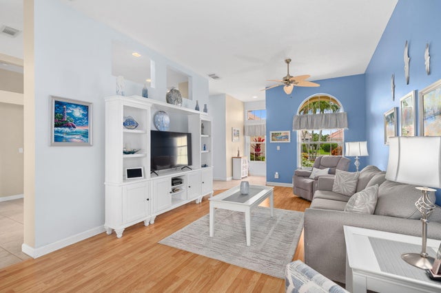 5 of 35 - 734 Sw Aruba Bay, Port Saint Lucie, FL
