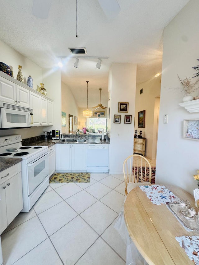 4 of 19 - 3815 Lace Vine Lane, Boynton Beach, FL