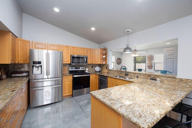 2 of 35 - 801 Ne Zebrina Senda, Jensen Beach, FL