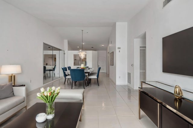 2 of 55 - 5952 Regal Glen Drive #204, Boynton Beach, FL