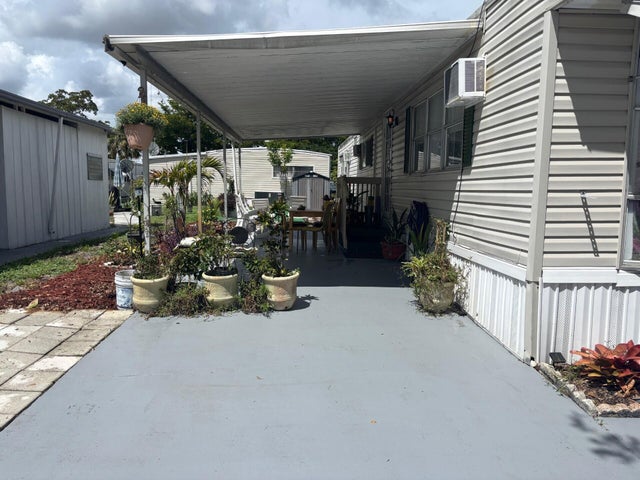 4 of 38 - 4911 Nw 1st Way, Pompano Beach, FL