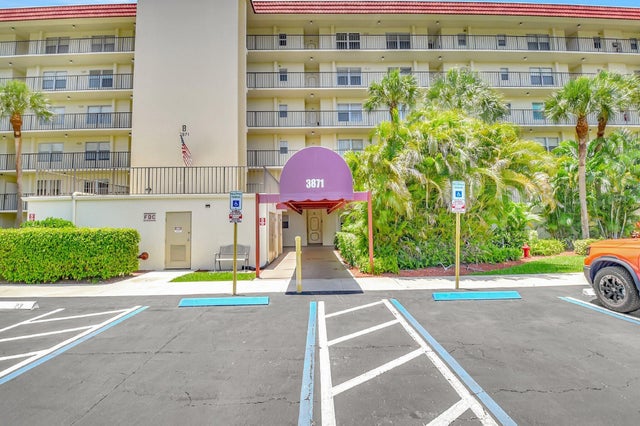 2 of 58 - 3871 Via Poinciana #505, Lake Worth, FL