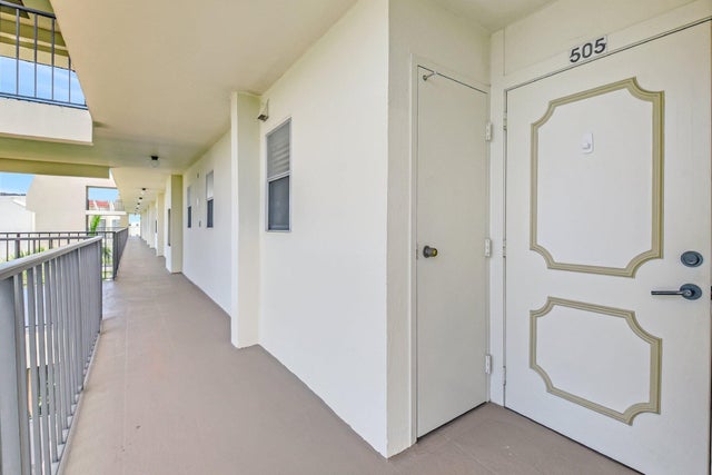 3 of 58 - 3871 Via Poinciana #505, Lake Worth, FL