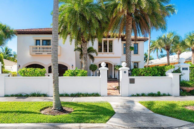 1 of 34 - 25 Harbor Drive, Lake Worth Beach, FL
