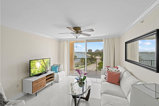 3 of 43 - 1801 N Flagler Drive #804, West Palm Beach, FL
