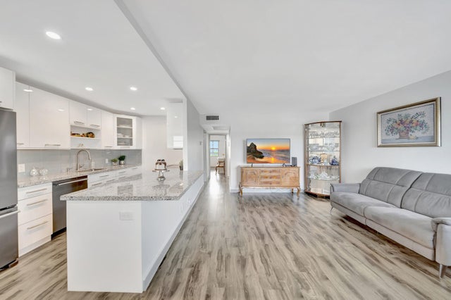 4 of 55 - 4063 Exeter D, Boca Raton, FL