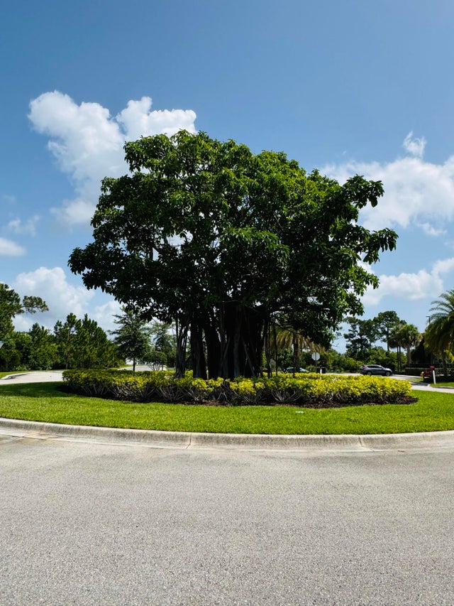 4 of 52 - 163 Sw Pomeroy Street, Stuart, FL