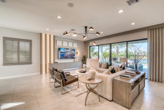 4 of 60 - 13115 Florida Crane Dr, Palm Beach Gardens, FL
