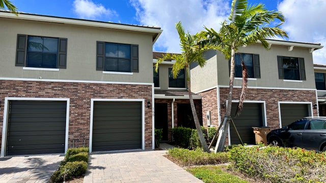 1 of 22 - 166 Se 5th Court, Deerfield Beach, FL
