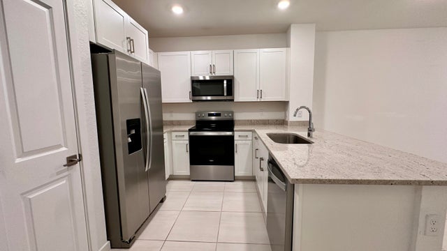 5 of 22 - 166 Se 5th Court, Deerfield Beach, FL