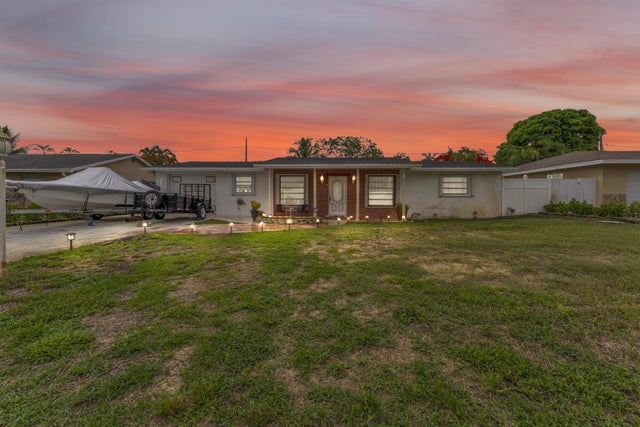 3 of 50 - 2745 Cambridge Road, Lake Worth, FL