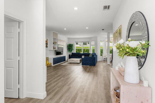 4 of 46 - 5850 Nw 42nd Terrace, Boca Raton, FL