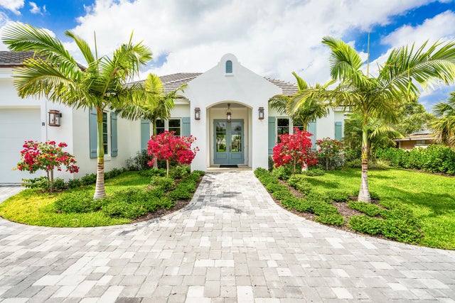 1 of 34 - 18 Seahorse Lane, Vero Beach, FL