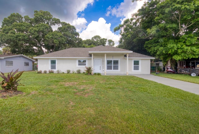 1 of 33 - 2807 Placid Avenue, Fort Pierce, FL