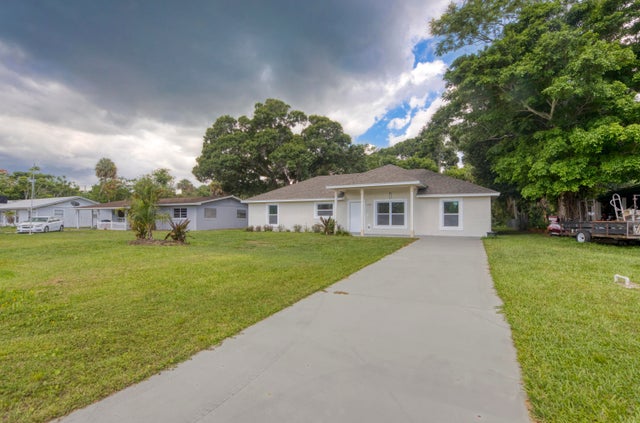 2 of 33 - 2807 Placid Avenue, Fort Pierce, FL