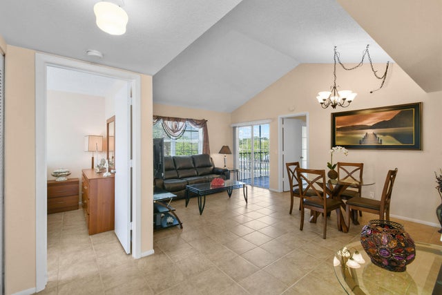 4 of 34 - 1623 Se Green Acres Circle #x202, Port Saint Lucie, FL