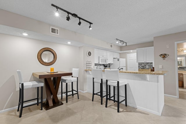 2 of 30 - 272 Village Boulevard #7109, Tequesta, FL