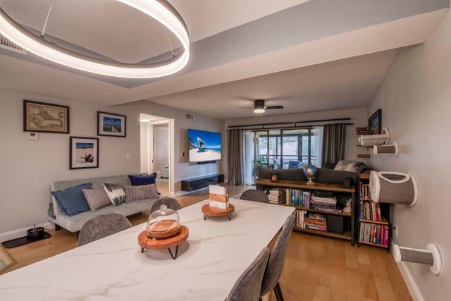 3 of 36 - 325 Oak Harbour Drive, Juno Beach, FL