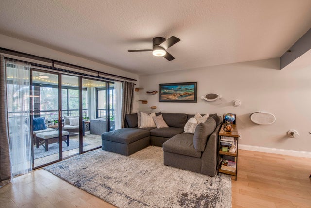 5 of 36 - 325 Oak Harbour Drive, Juno Beach, FL
