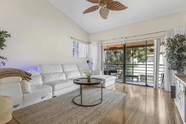 2 of 17 - 12 Via De Casas Sur #203, Boynton Beach, FL