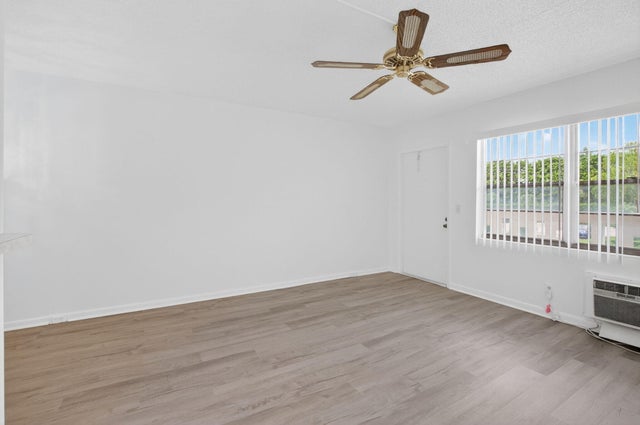 5 of 50 - 63 Dorset #b, Boca Raton, FL