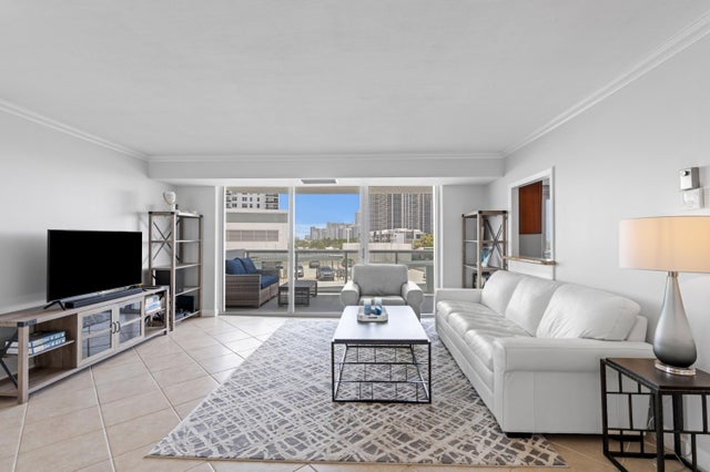 5 of 34 - 2841 N Ocean Boulevard #510, Fort Lauderdale, FL