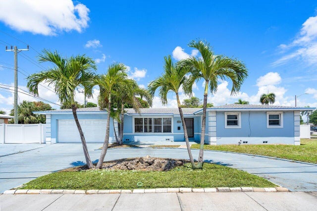 1 of 23 - 1209 N Australian Avenue, West Palm Beach, FL
