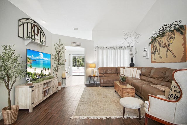 4 of 43 - 3283 Se West Snow Rd, Port Saint Lucie, FL