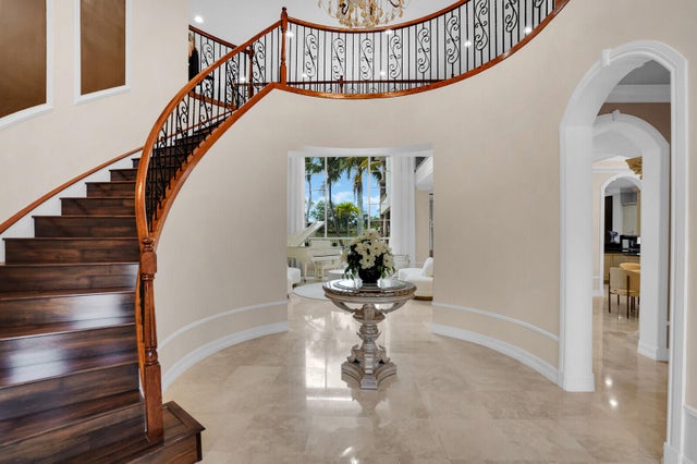 5 of 110 - 718 Edgebrook Lane, West Palm Beach, FL