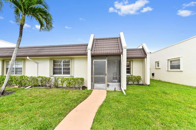 2 of 28 - 109 Lake Rebecca Drive #109, West Palm Beach, FL