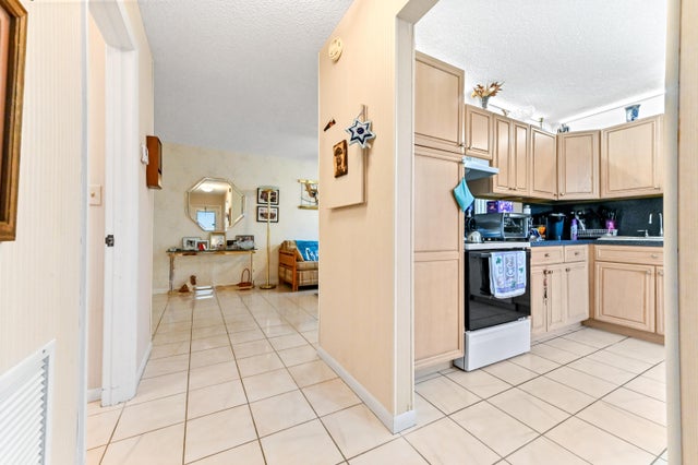 3 of 28 - 109 Lake Rebecca Drive #109, West Palm Beach, FL