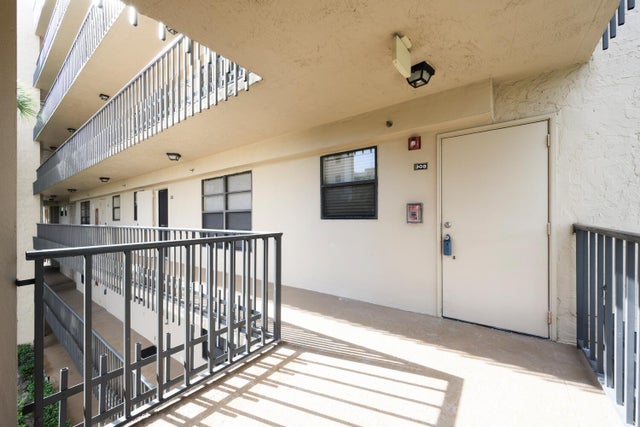 4 of 28 - 4700 Lucerne Lakes Boulevard #308, Lake Worth, FL