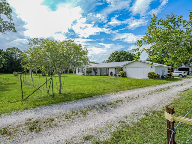 4 of 56 - 13950 93rd Street, Fellsmere, FL