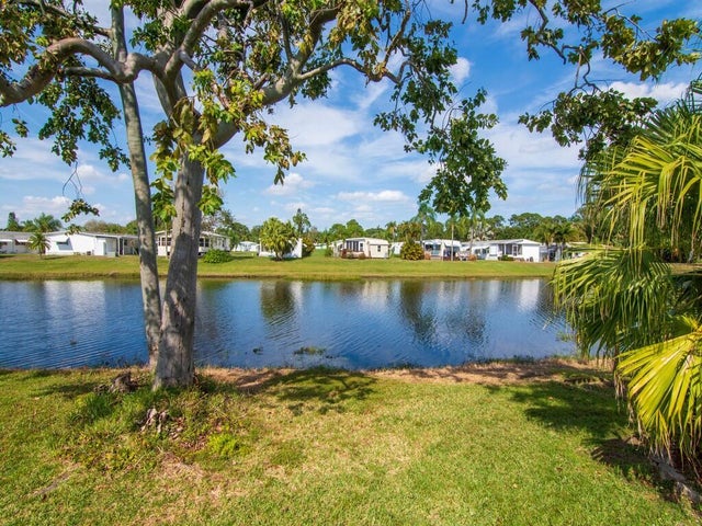 4 of 44 - 43 W Caribbean, Port Saint Lucie, FL