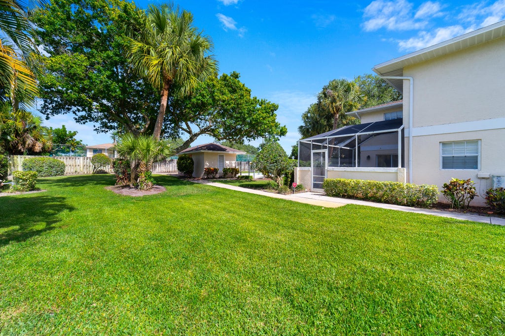1506 N Lawnwood Circle, Fort Pierce