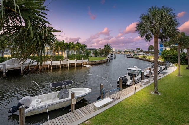 1 of 39 - 3127 Spanish Trl #14, Delray Beach, FL