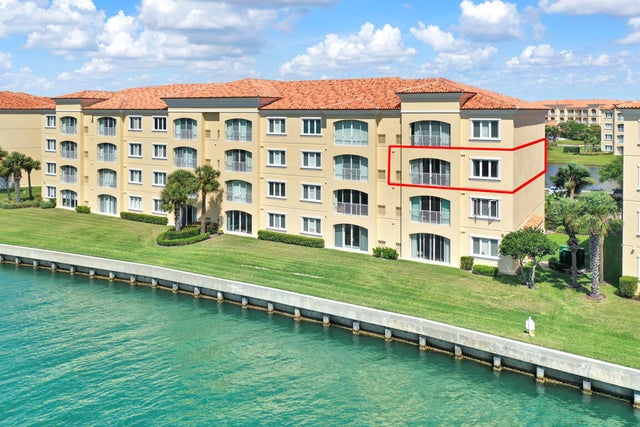4 of 48 - 7 Harbour Isle Drive #301, Fort Pierce, FL