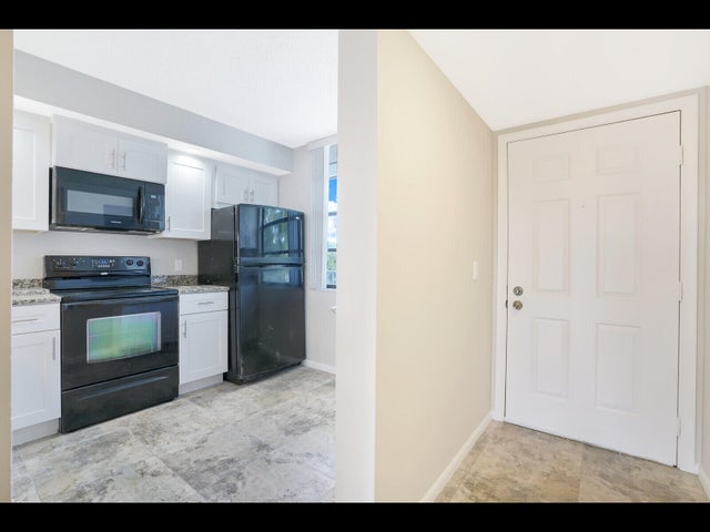 3 of 26 - 3636 Whitehall Drive #401, West Palm Beach, FL