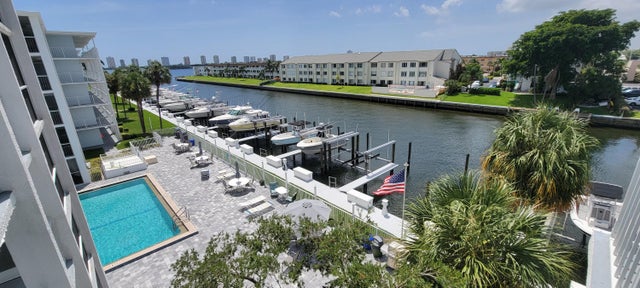 1 of 41 - 108 Paradise Harbour Blvd #405, North Palm Beach, FL