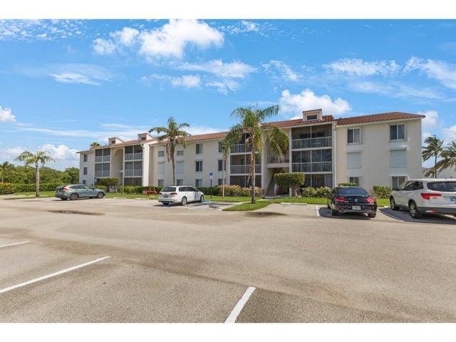 1 of 24 - 4444 Ne Ocean Boulevard #c2, Jensen Beach, FL