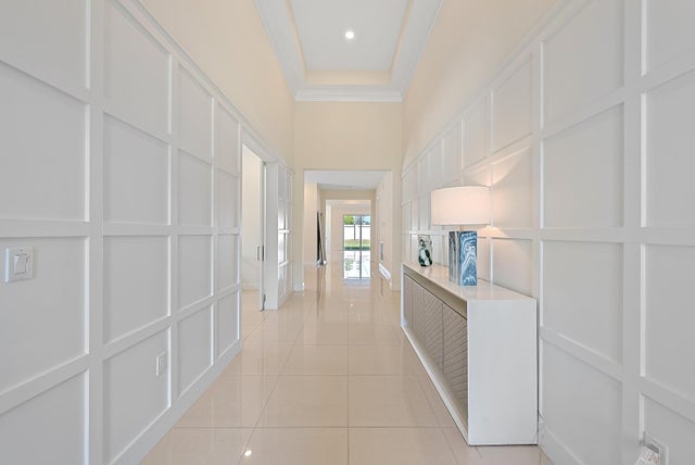 4 of 36 - 12136 Waterstone Cir, Palm Beach Gardens, FL