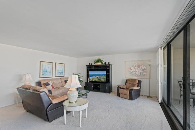 5 of 37 - 120 Lakeshore Drive #735, North Palm Beach, FL