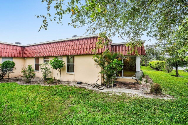 4 of 36 - 289 Cape Cod Circle, Lake Worth, FL