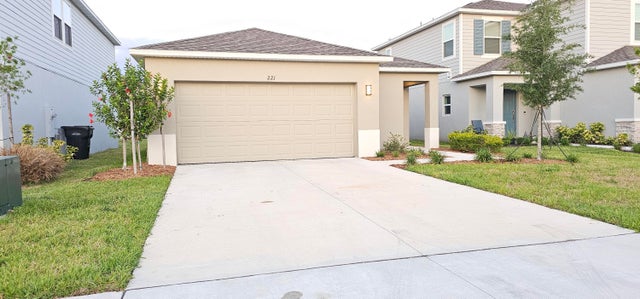 221 Acorn Road, Haines City